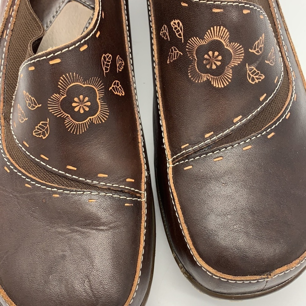 Spring Step brown closed back clogs - Picture 11 of 11